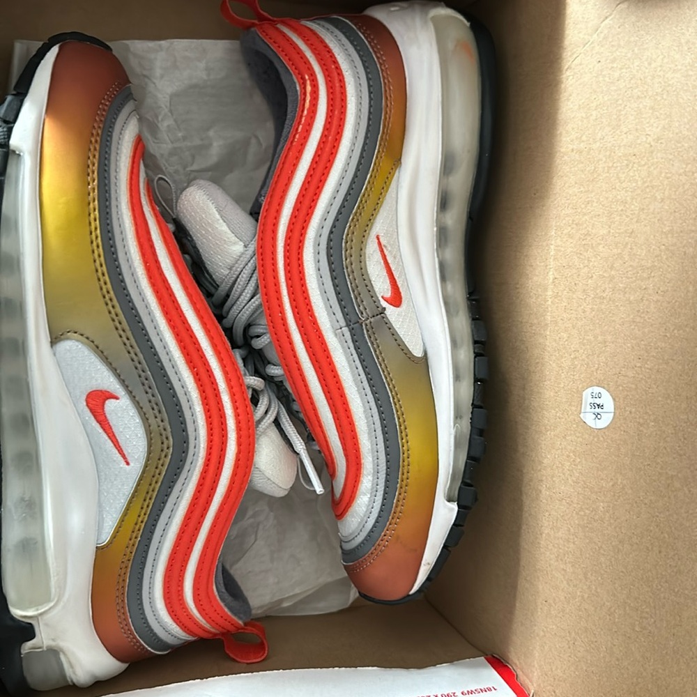 NIKE AIRMAX 97 SE